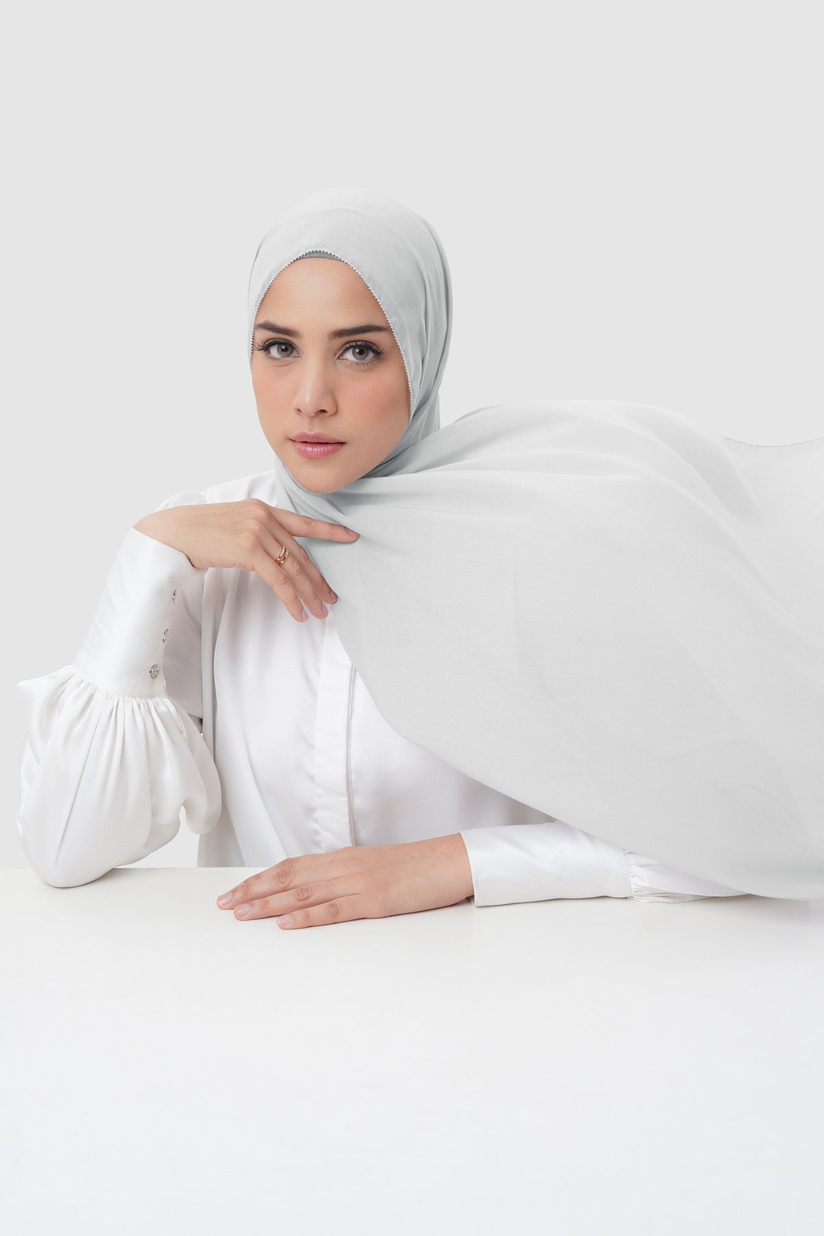 Everyday Twill Shawl - Grey
