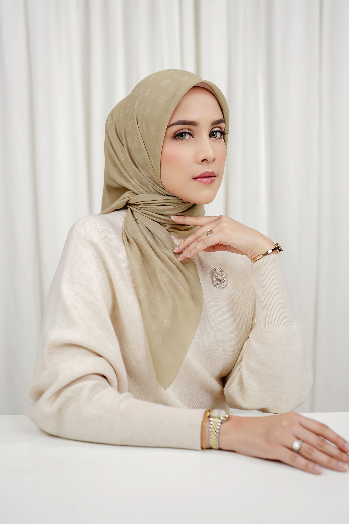 Monogram Voile Square - Nougat