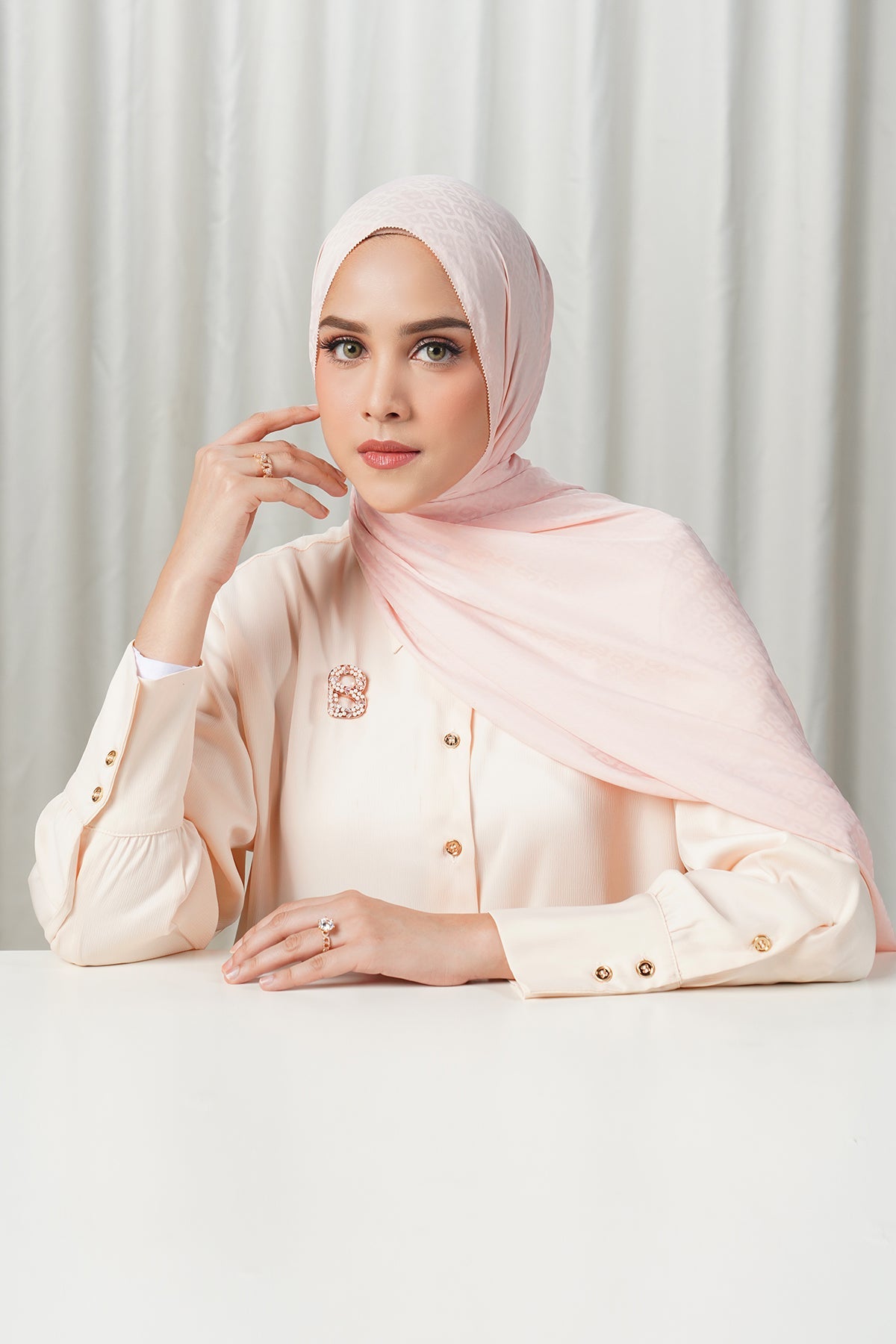 Tapis Satin Jacquard Shawl - Sepia Rose