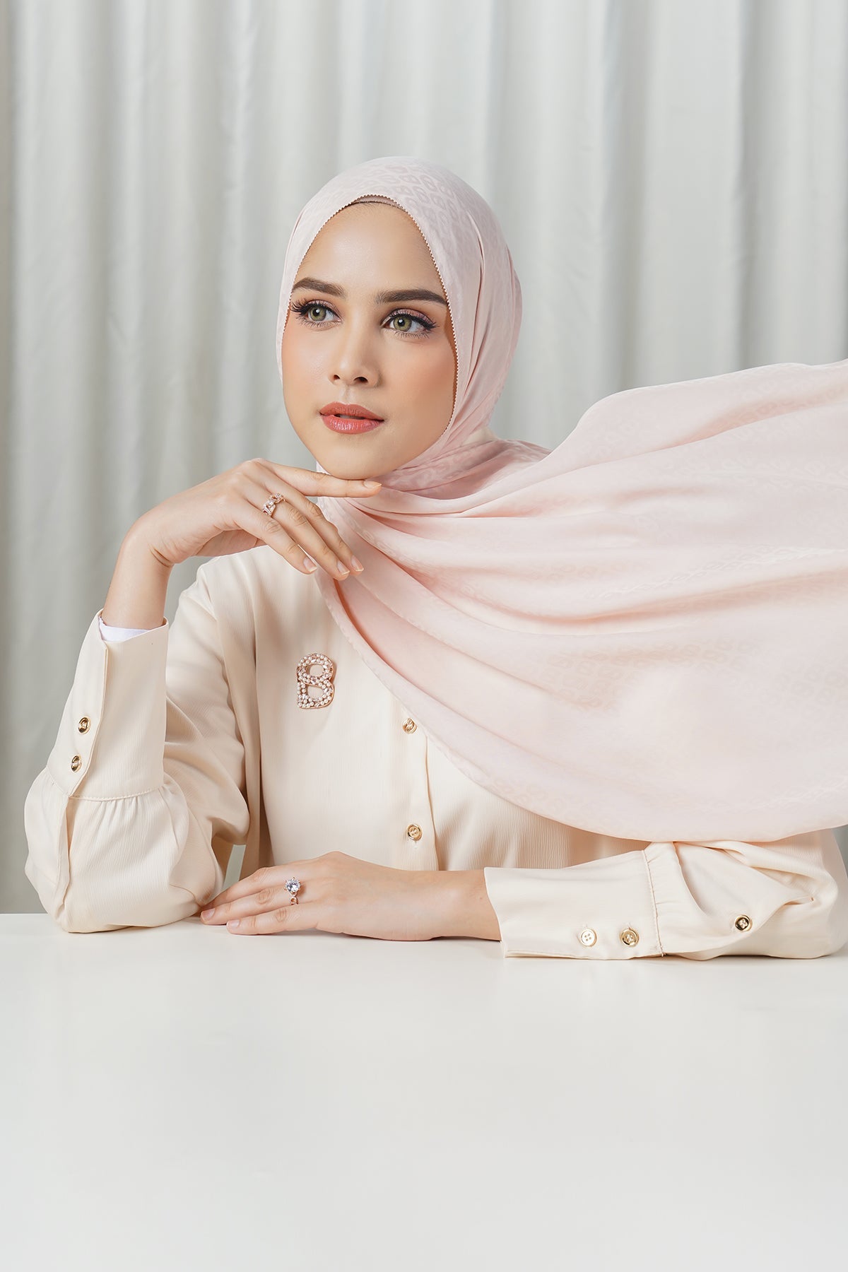 Tapis Satin Jacquard Shawl - Sepia Rose