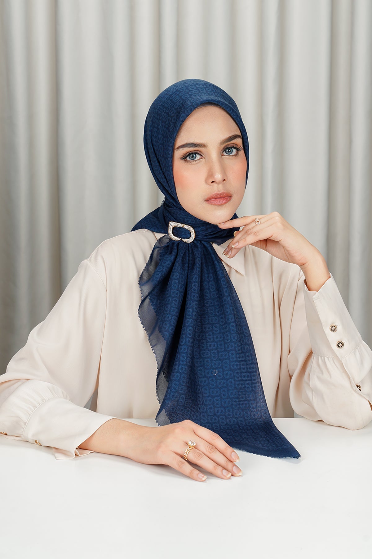 Tapis Square - Estate Blue