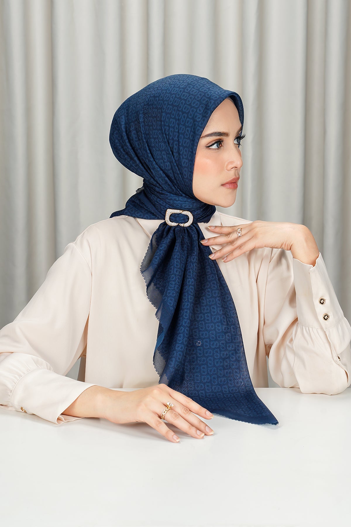 Tapis Square - Estate Blue