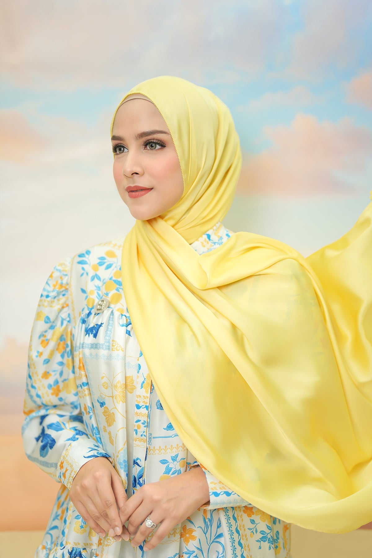Alma Shawl 3.0 - Banana
