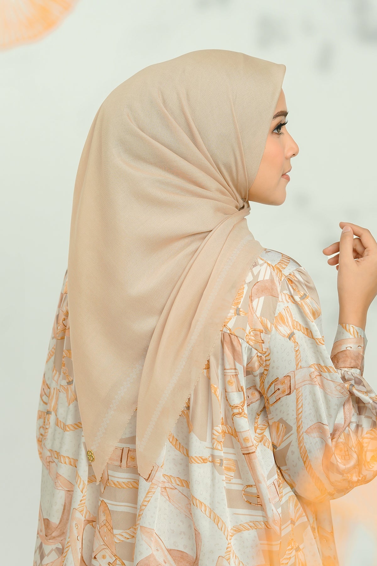 Today's Scarf - Sand