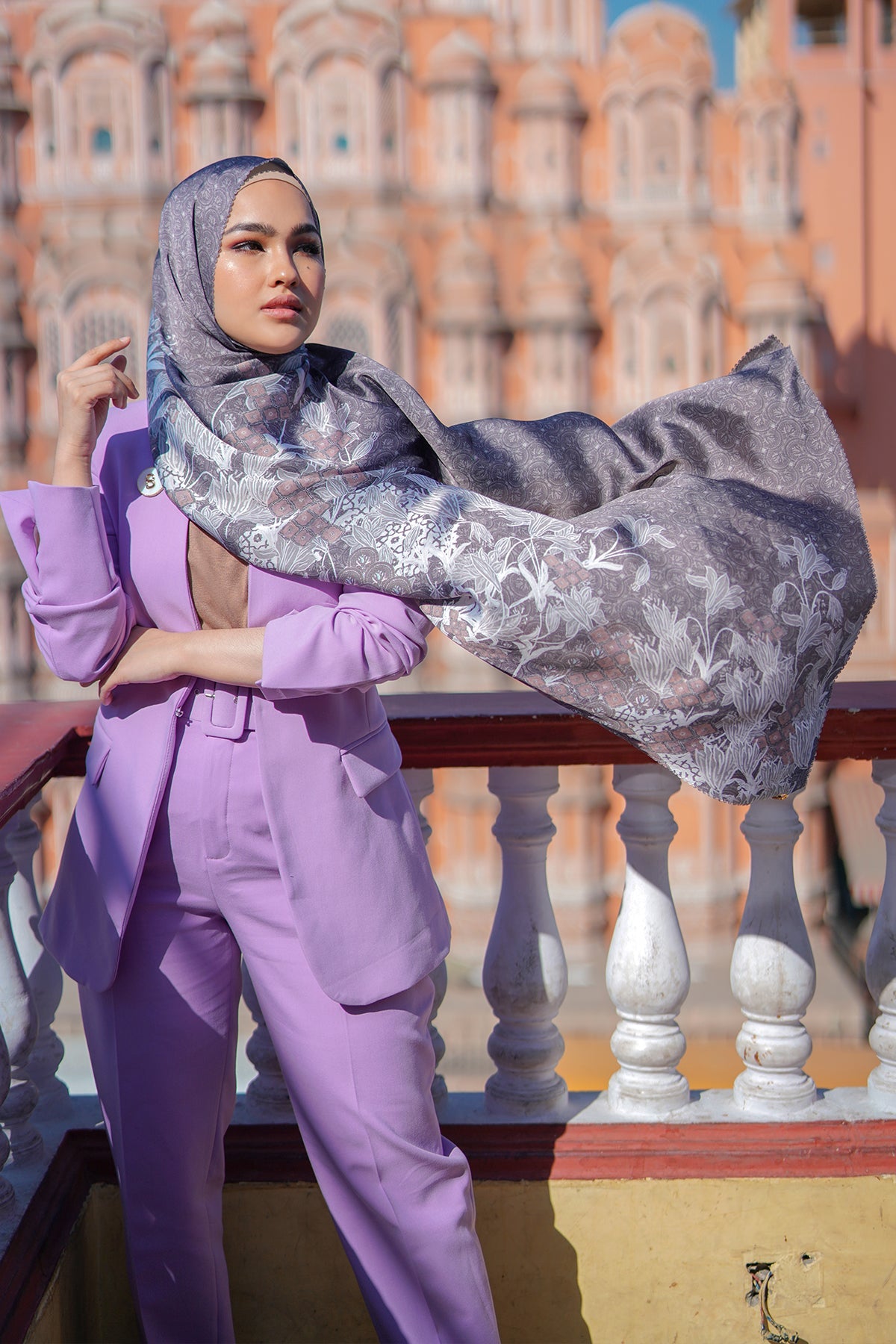 Maharani Satin Shawl - Bhura