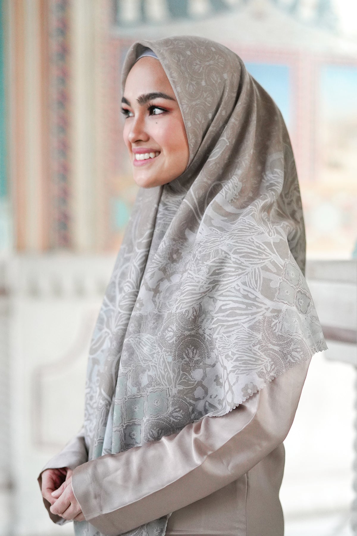 Maharani Voal Square XL - Khaki