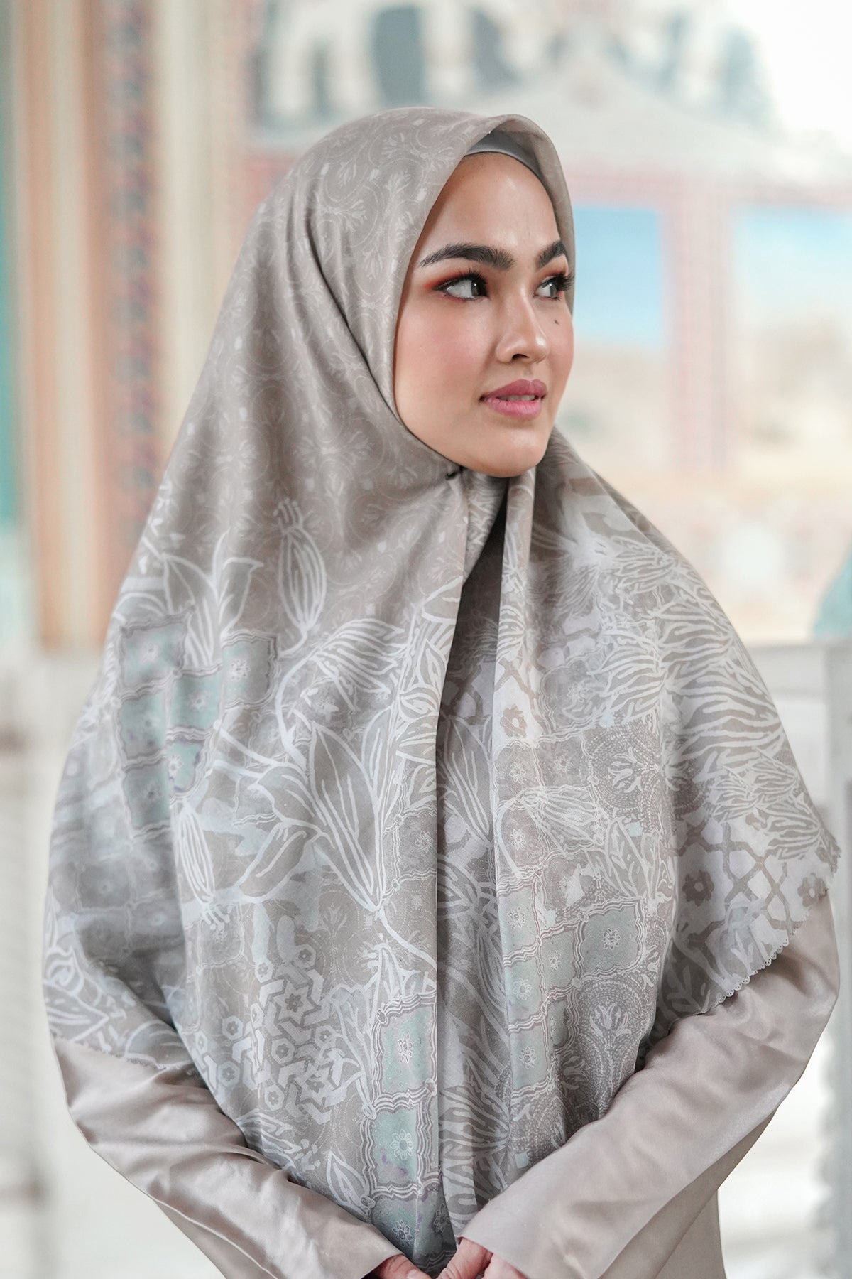 Maharani Voal Square XL - Khaki
