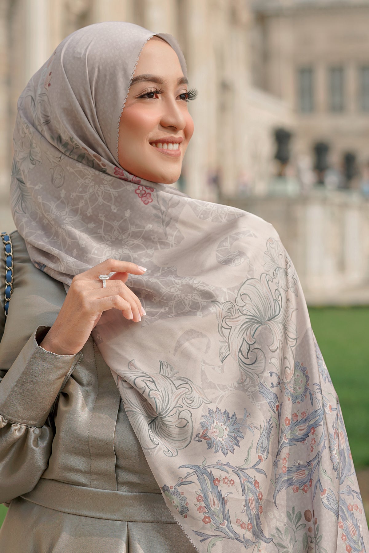 The Topkapi Satin Shawl - Earl Gray