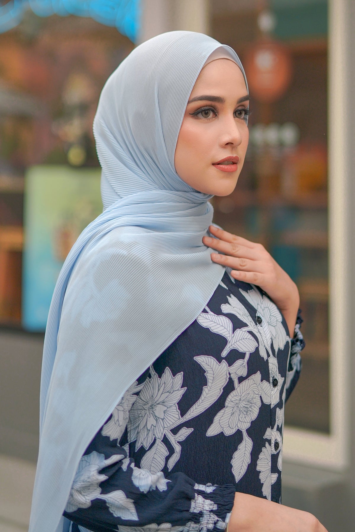 Everyday Pleated Shawl - Skyway
