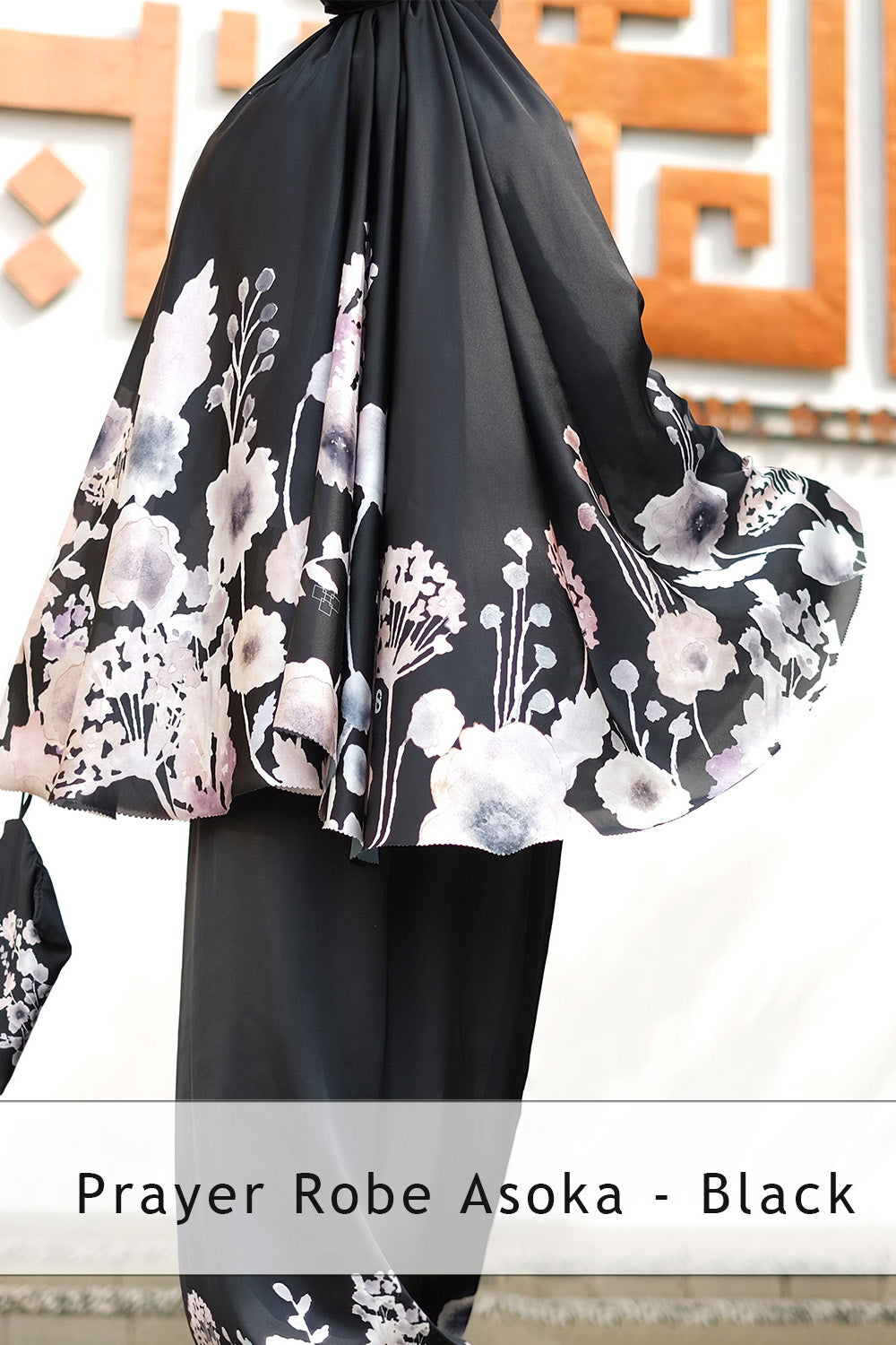 Prayer Robe Asoka in Black