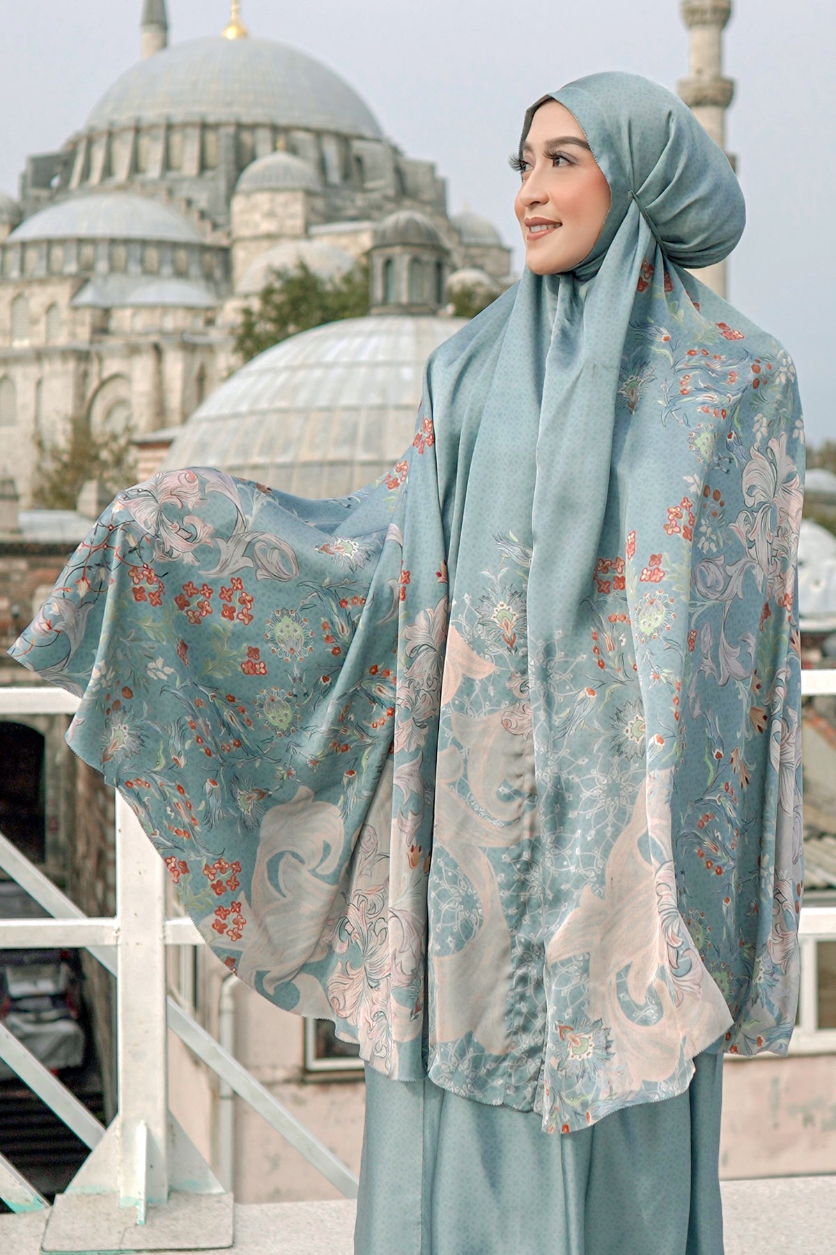 The Topkapi Prayer Robe - Turquoise