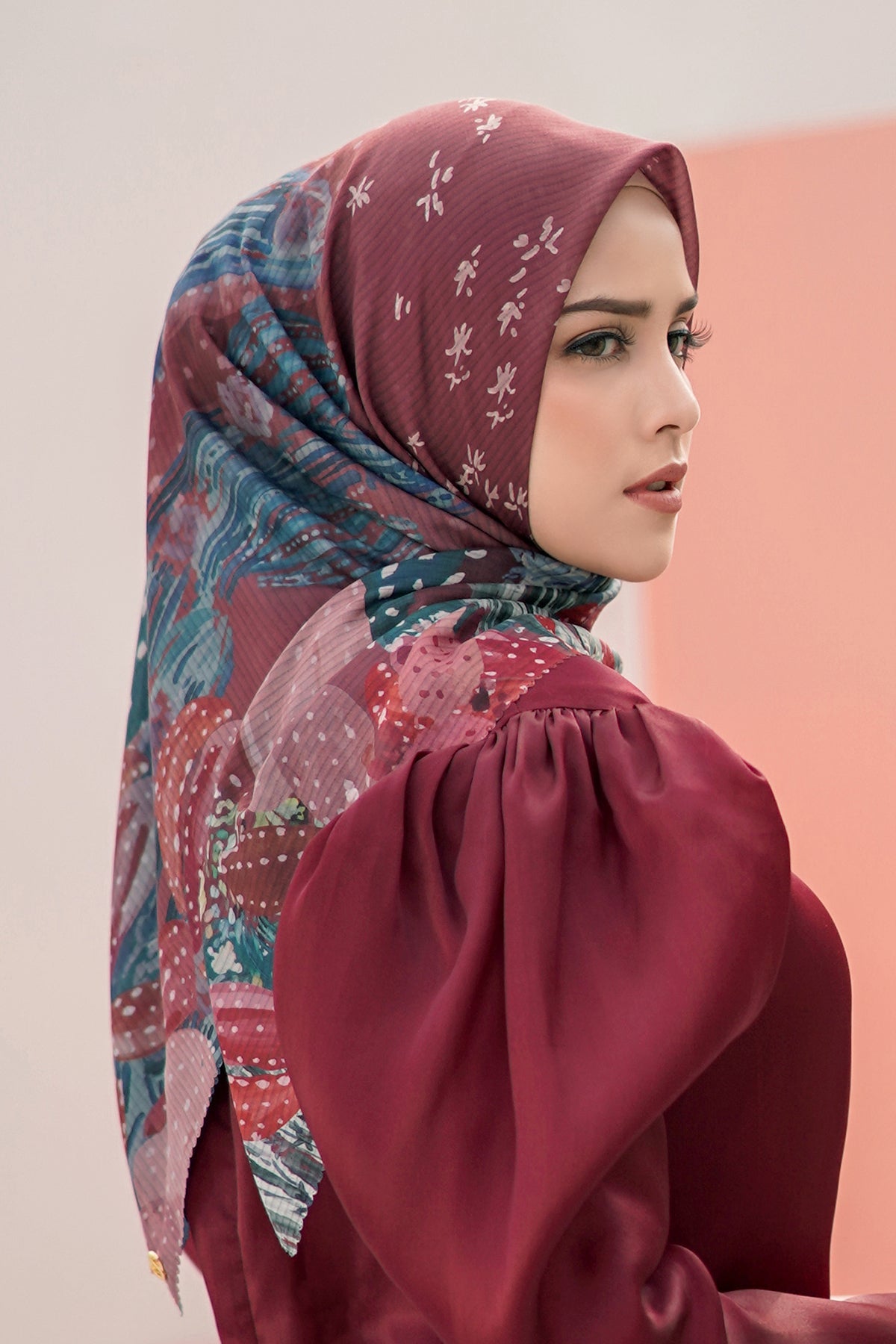 The Opuntia Voile Square - Red