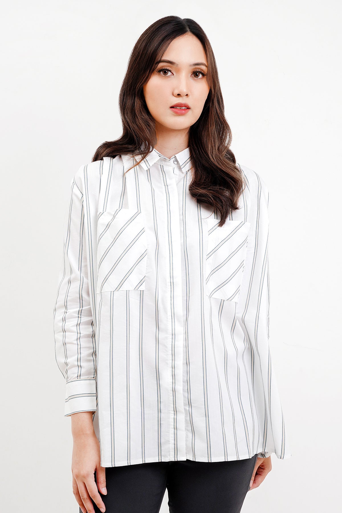 Maudy Shirt - White