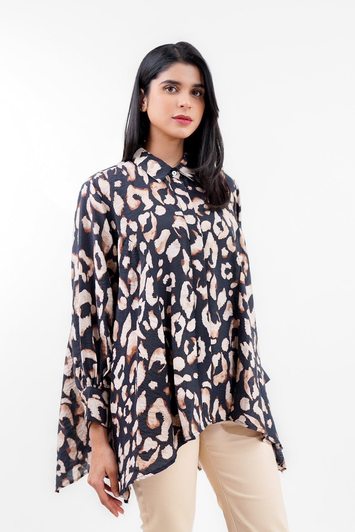 Leonny Side Ruffle Shirt - Black