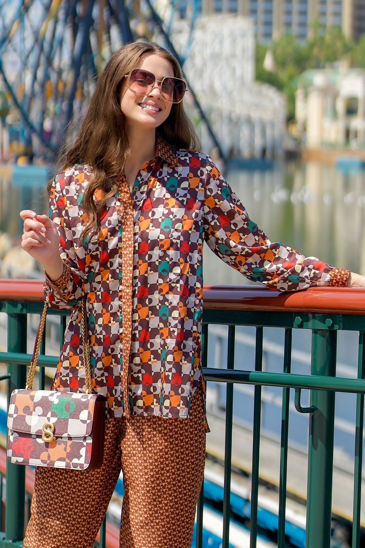 Puzzlea Satin Twill Shirt - Brown