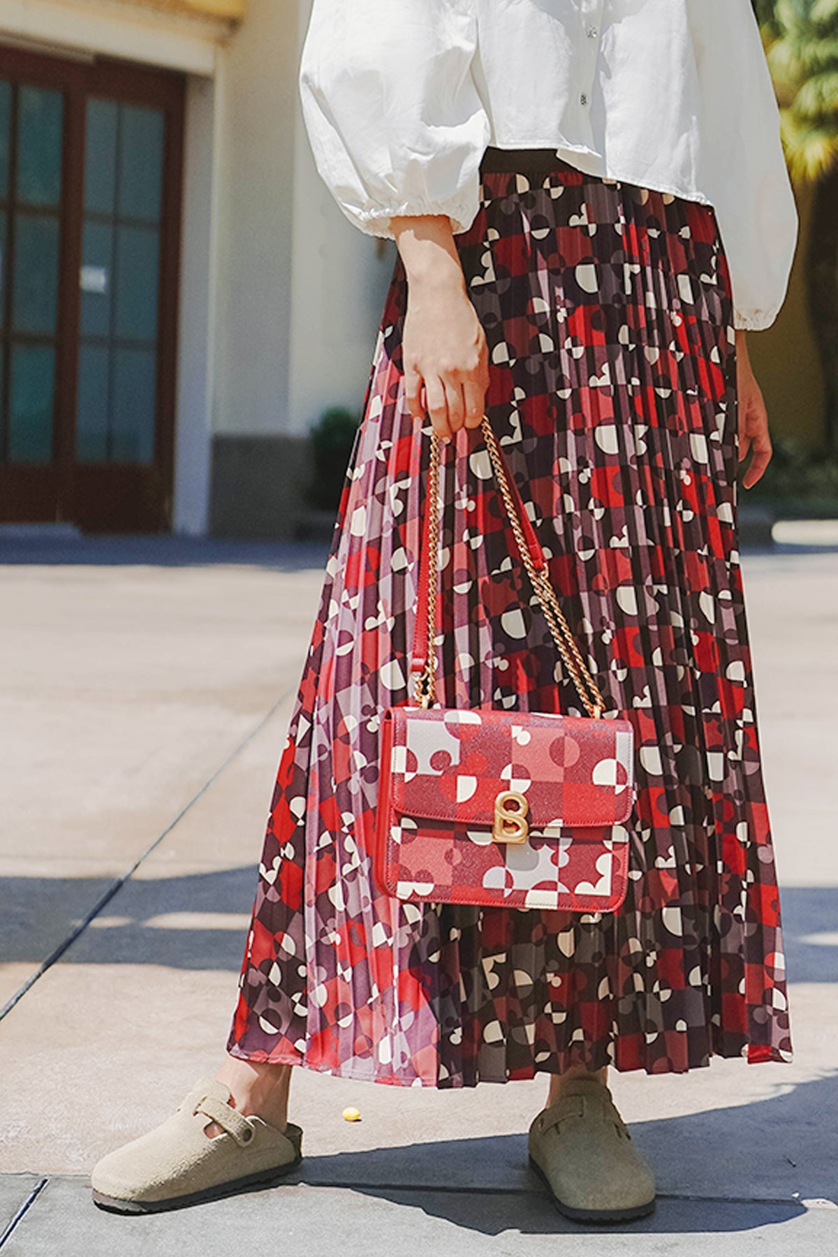 Puzzlea Pleated Skirt - Red