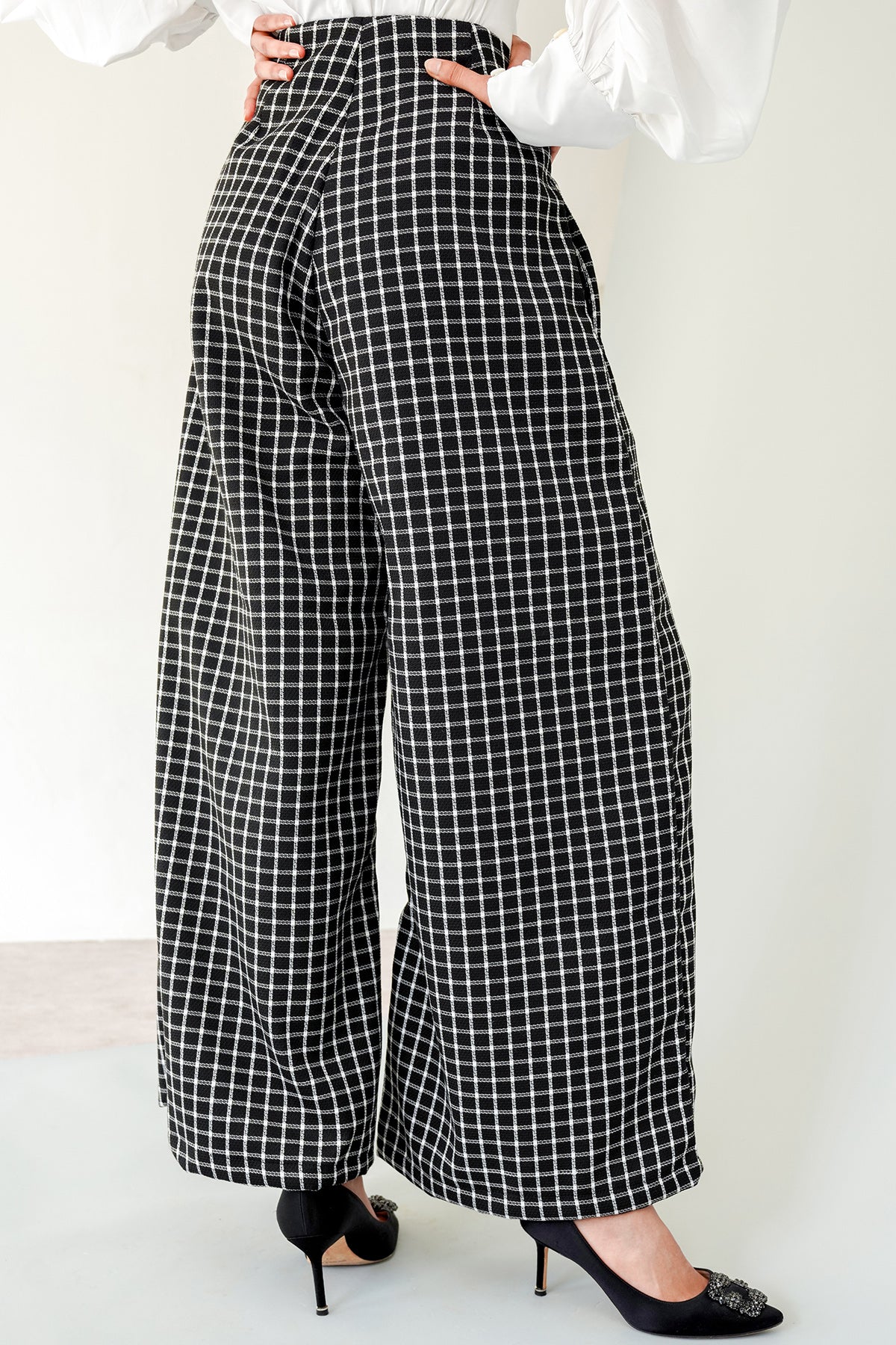 Tony Plaid Pants - Black
