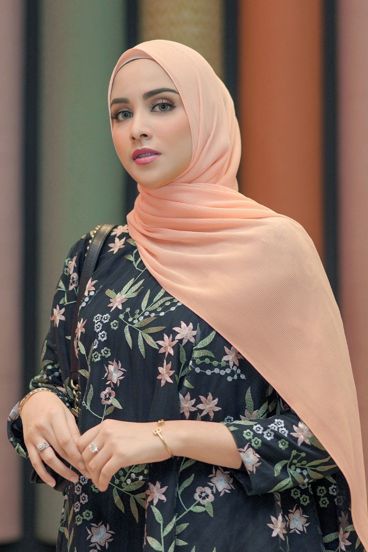 Everyday Pleated Shawl - Peach