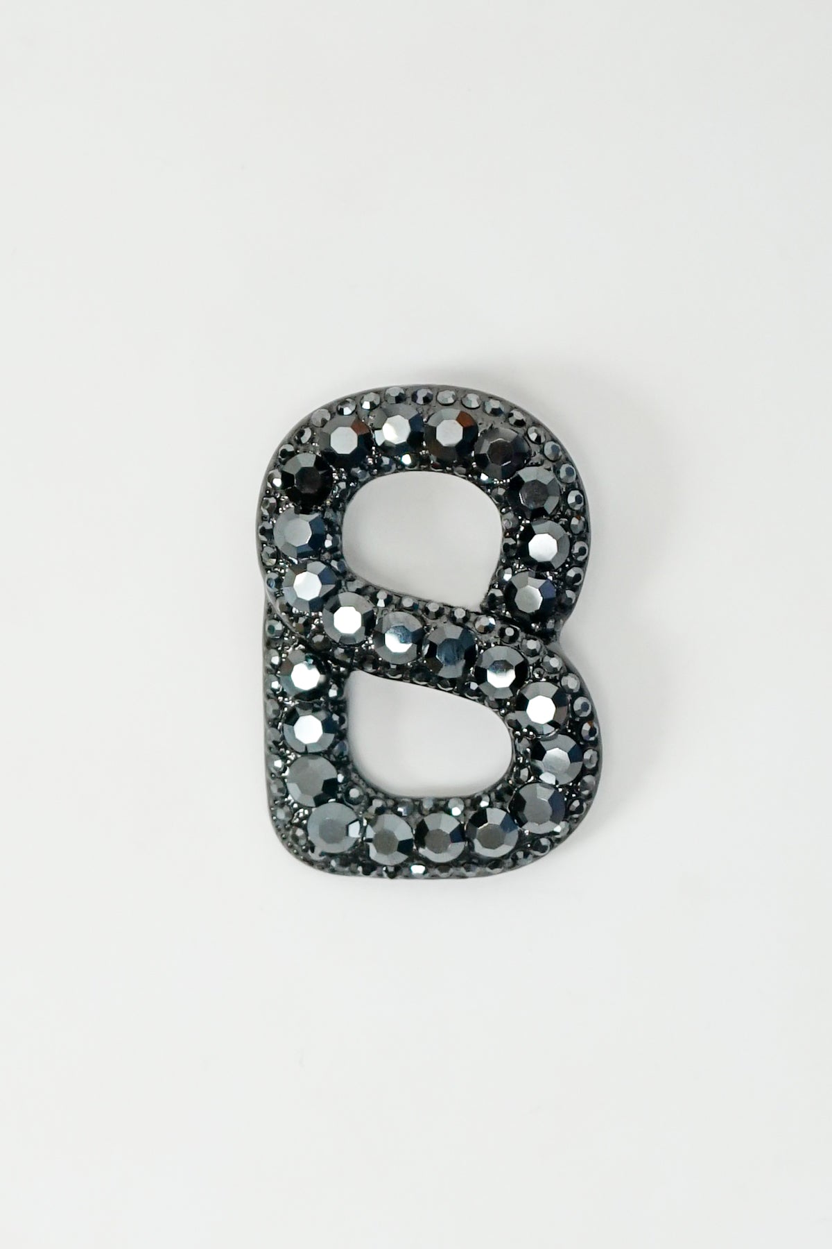 Luxe Signature Gleaming Brooch - Black