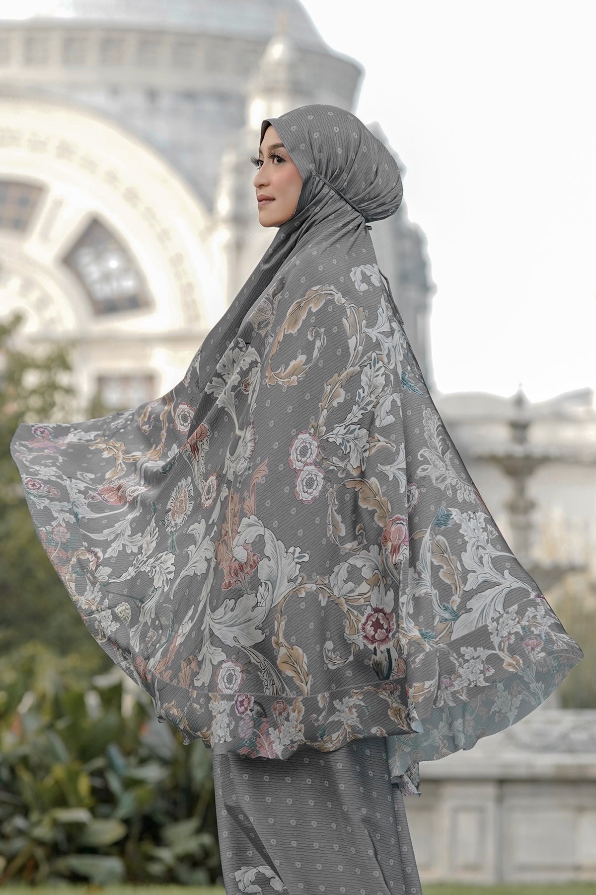 The Royale Prayer Robe - Grey