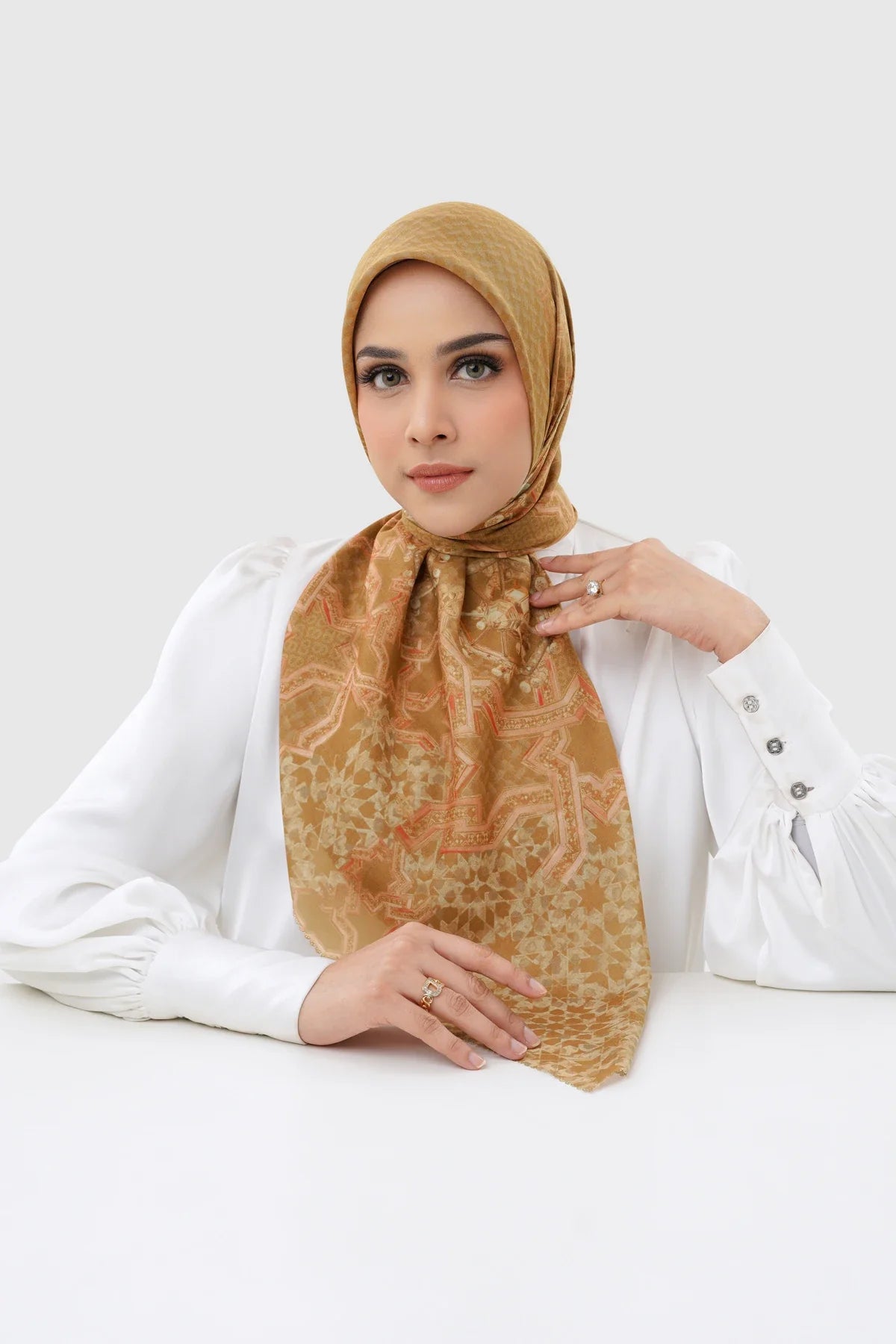 Haramain 2 - Sandalwood