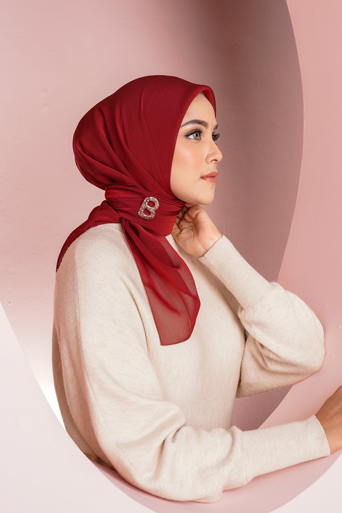 Kelly Square in Sour Cherry