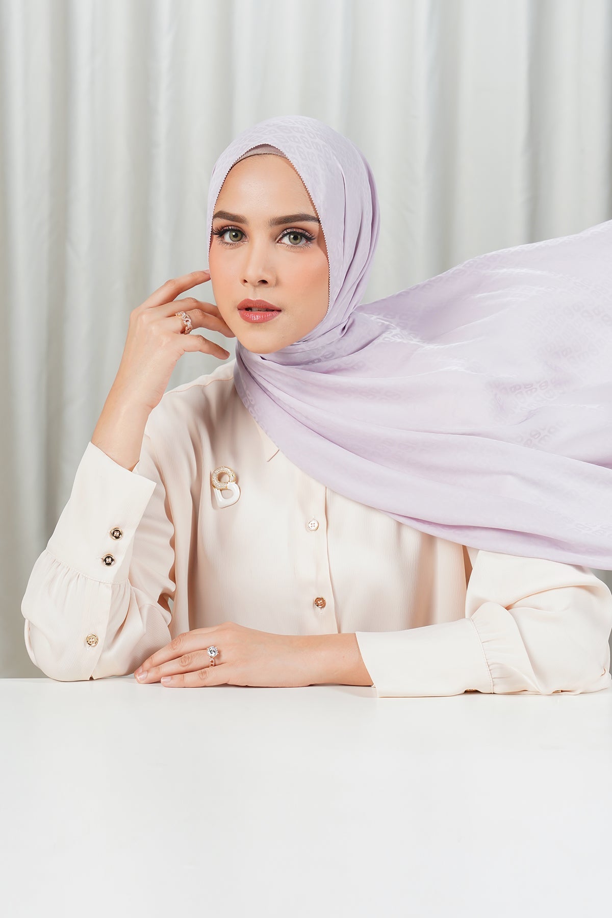 Tapis Satin Jacquard Shawl - Iris