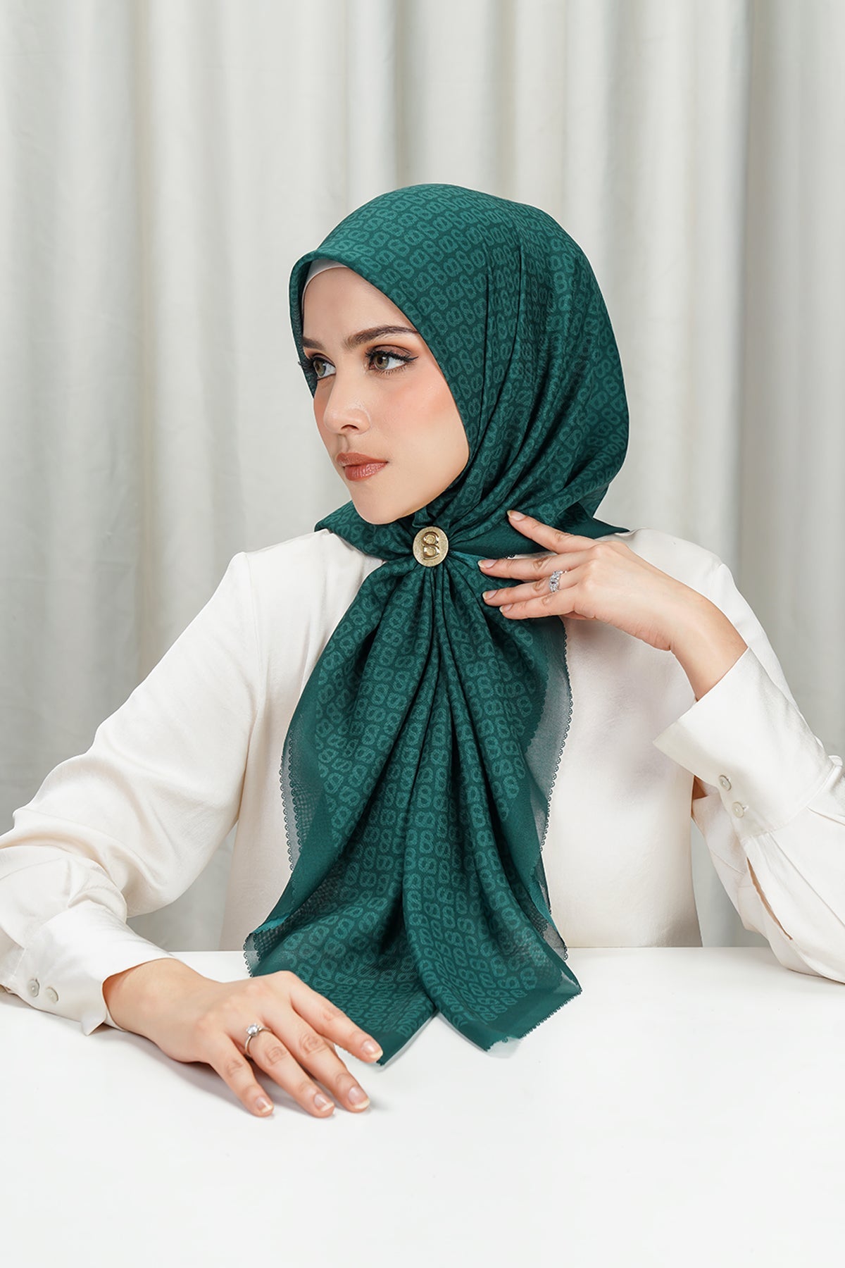 Tapis Square - Evergreen