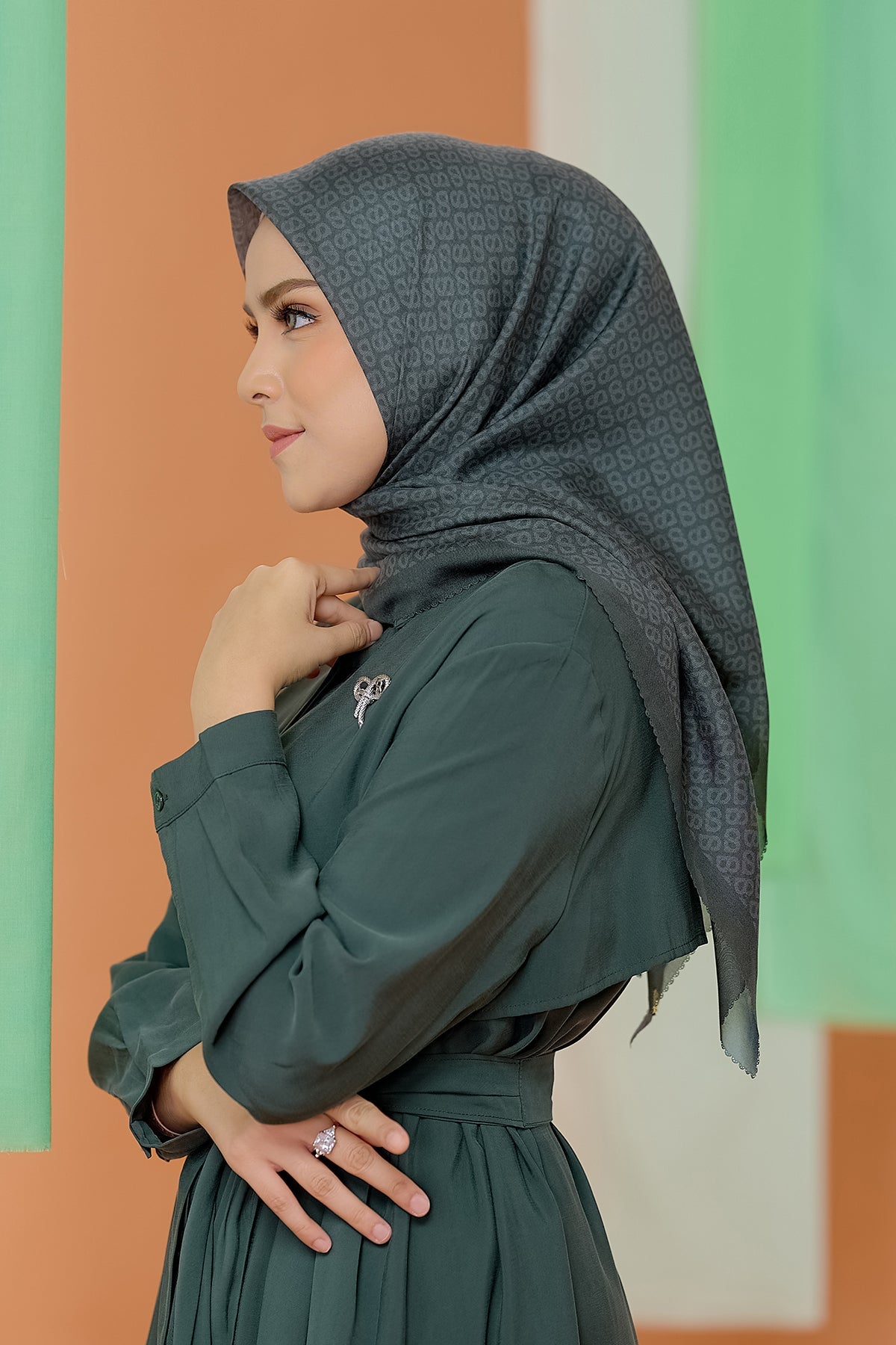 The Tapis Square - Kombu Green