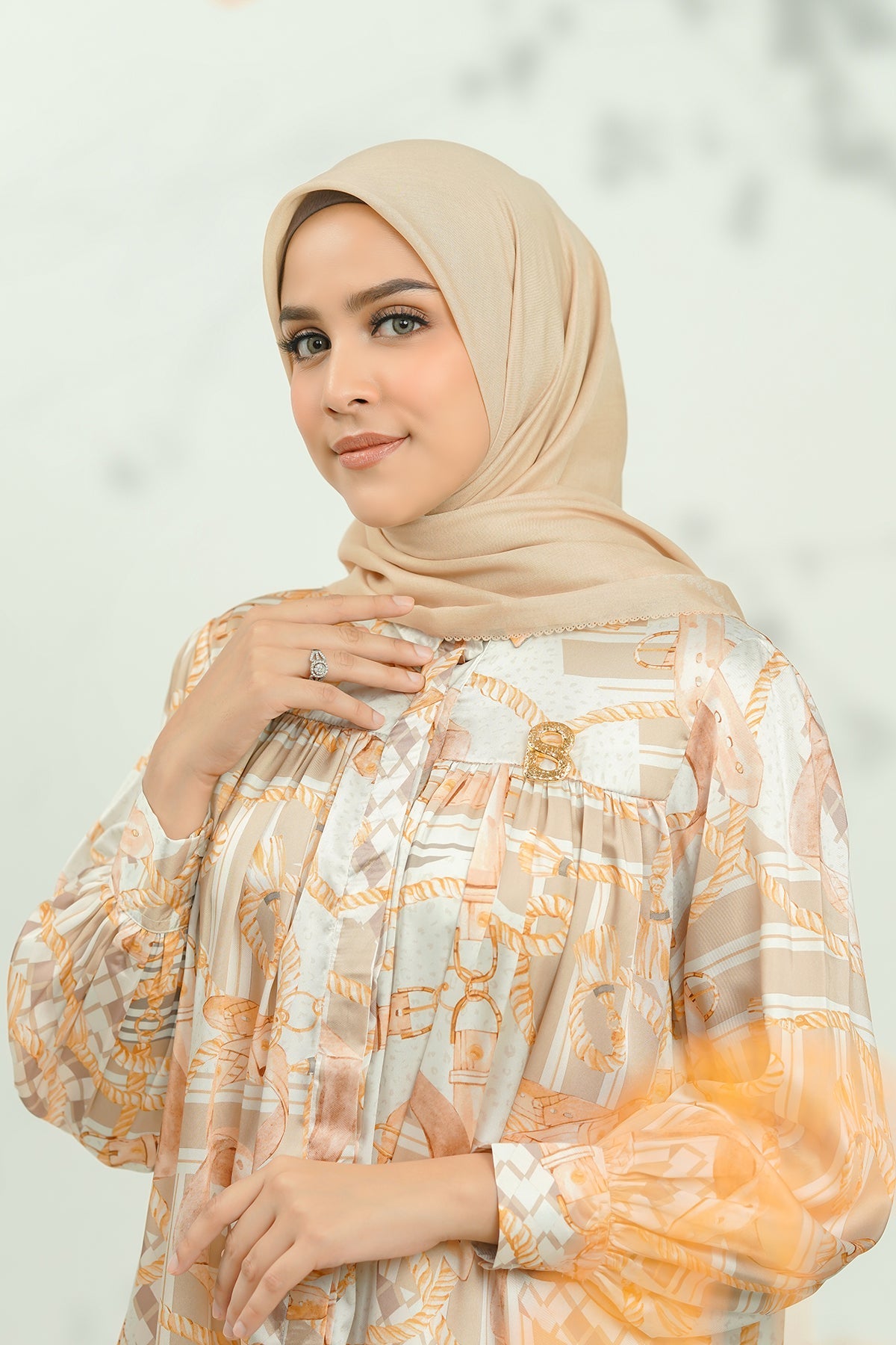 Today's Scarf - Sand