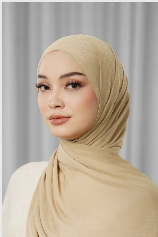 Tapis Satin Jacquard Shawl - Travertine
