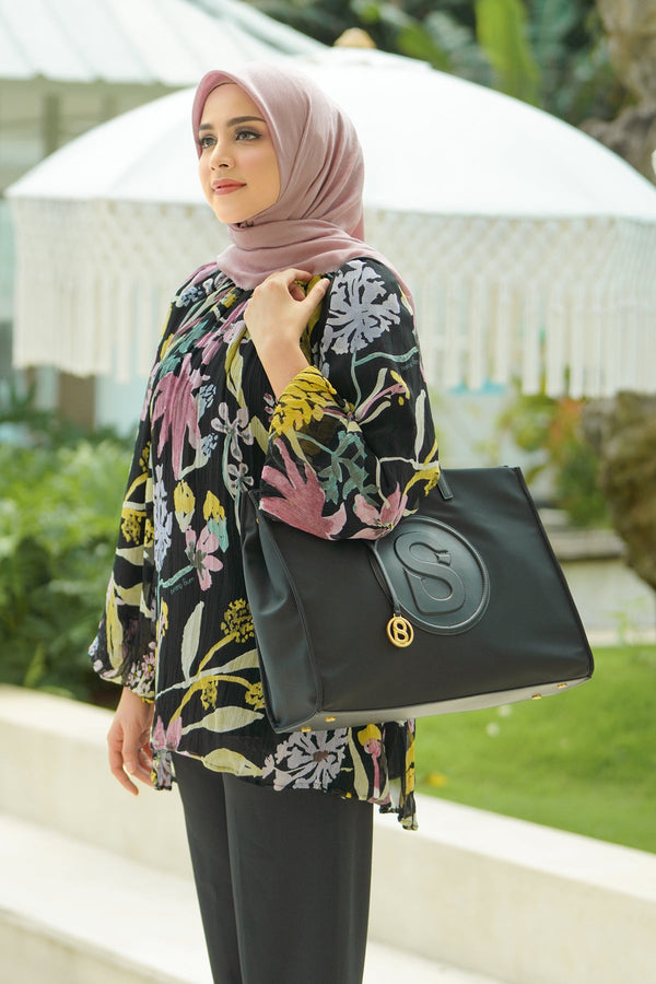 Aaliya Nylon Tote Bag - Black