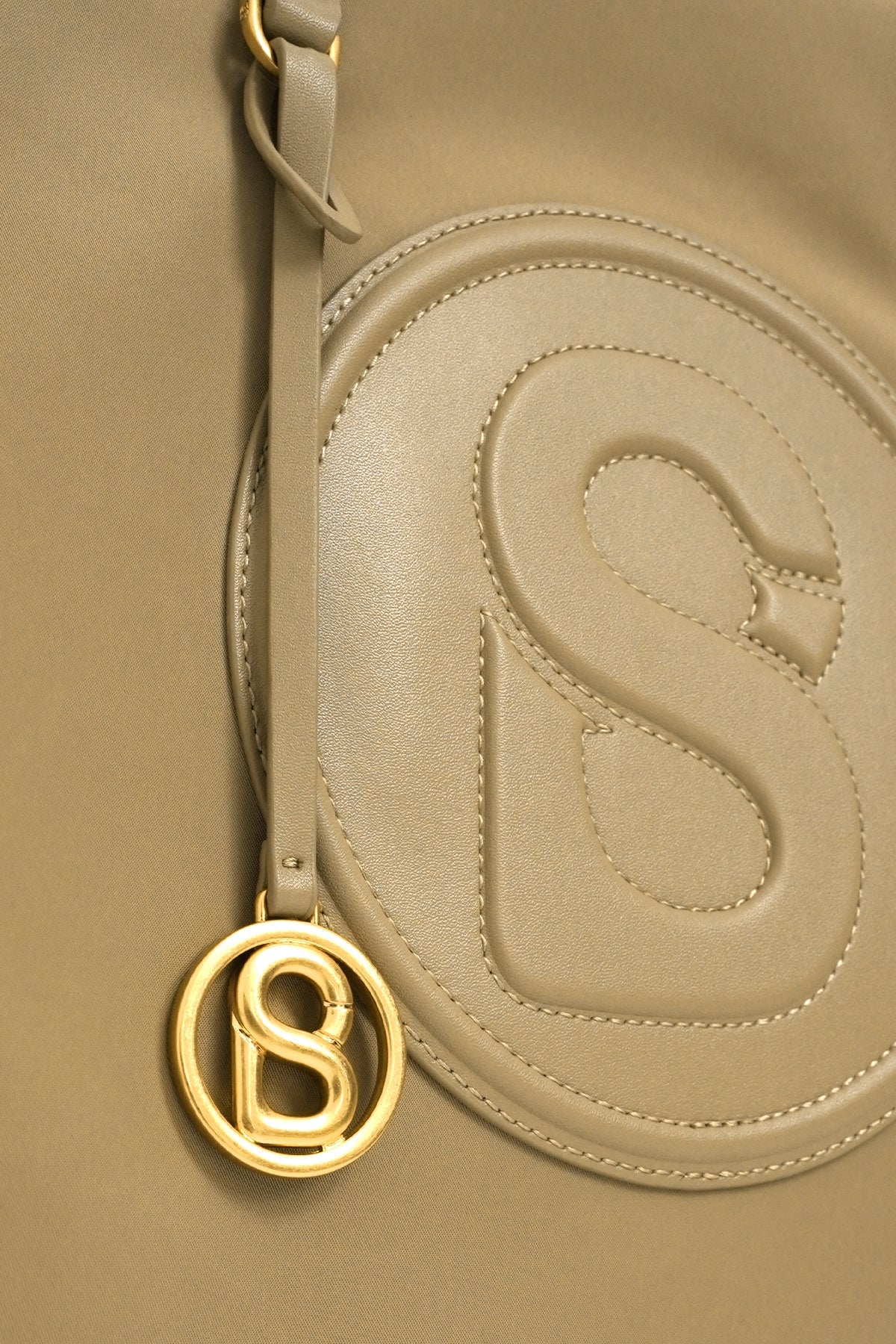 Aaliya Nylon Tote Bag - Tan