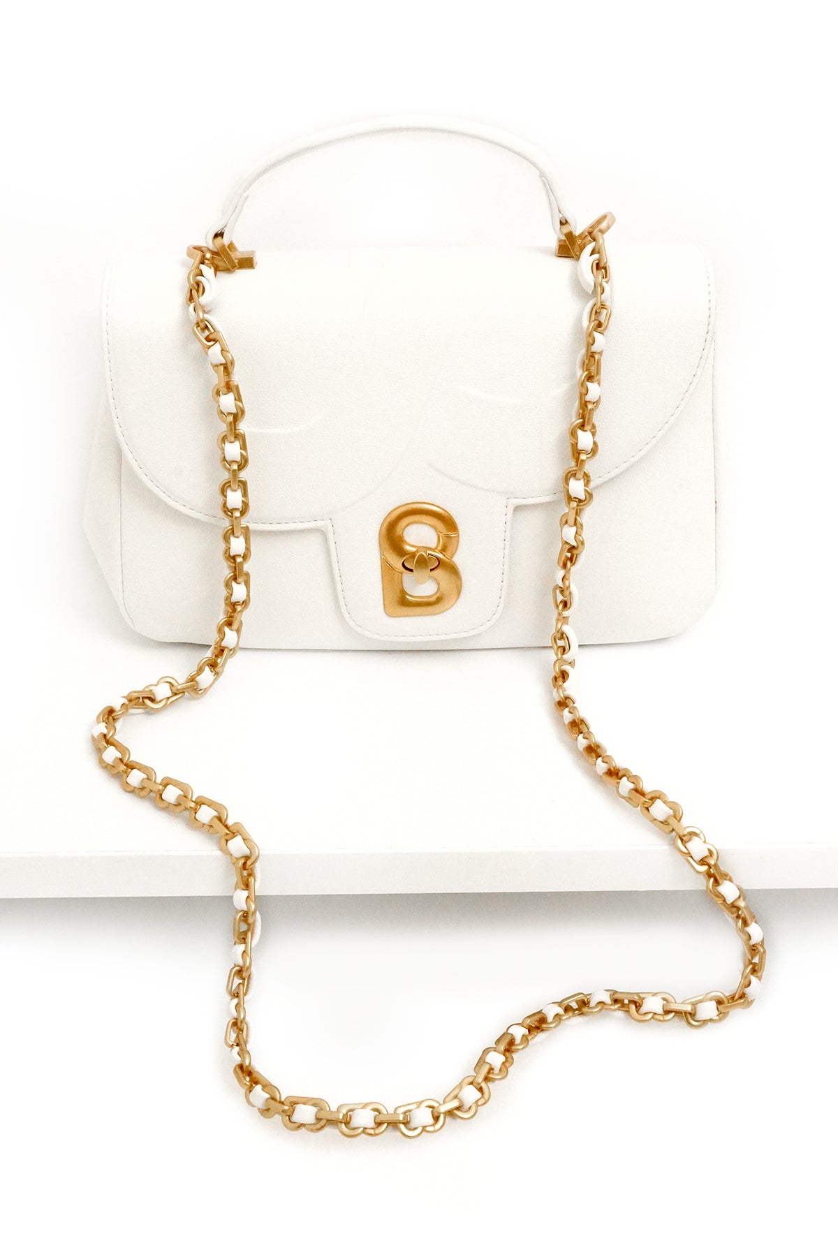 Alma Flap Bag Medium - White