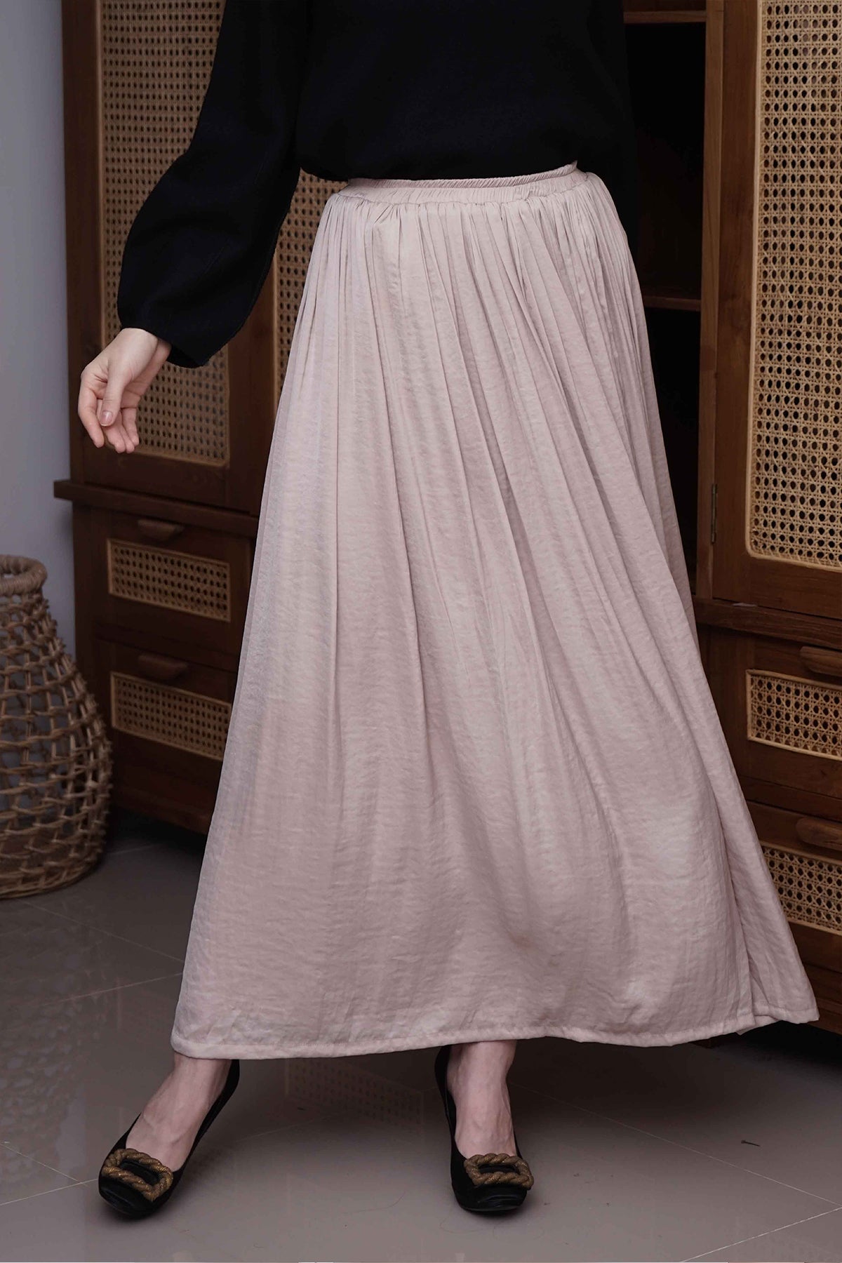 Oat Classic Flowy Skirt