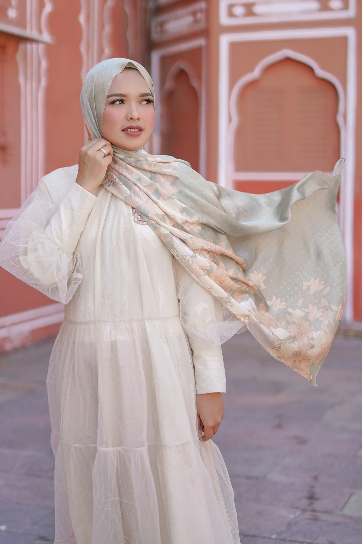 Maharani Satin Shawl - Lime