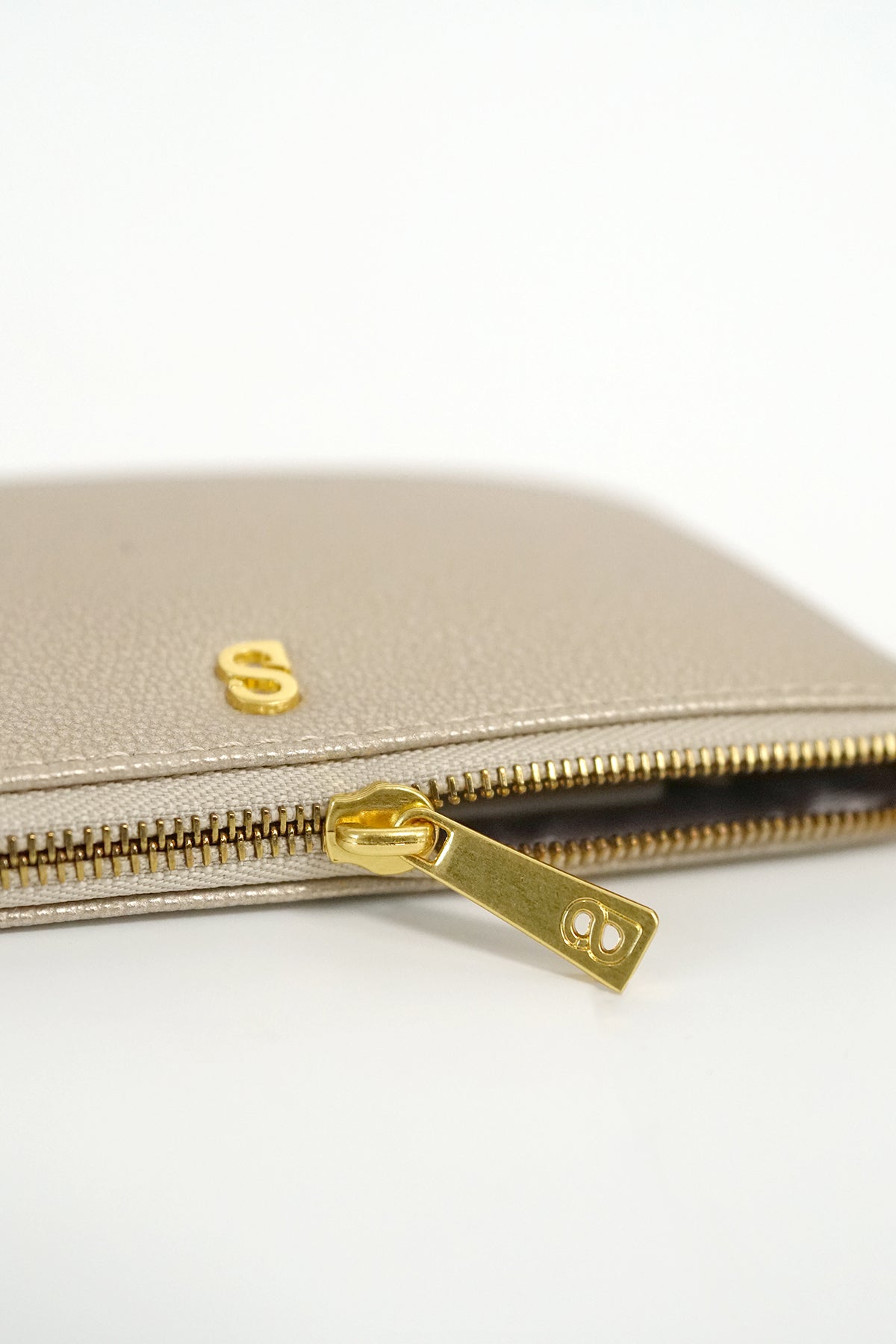 The Amy Short Wristlet - Gold