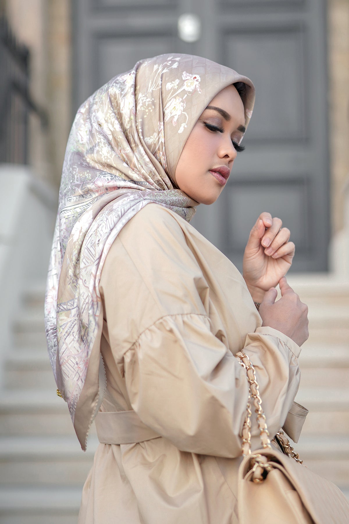 The British Series Satin Square - Khaki