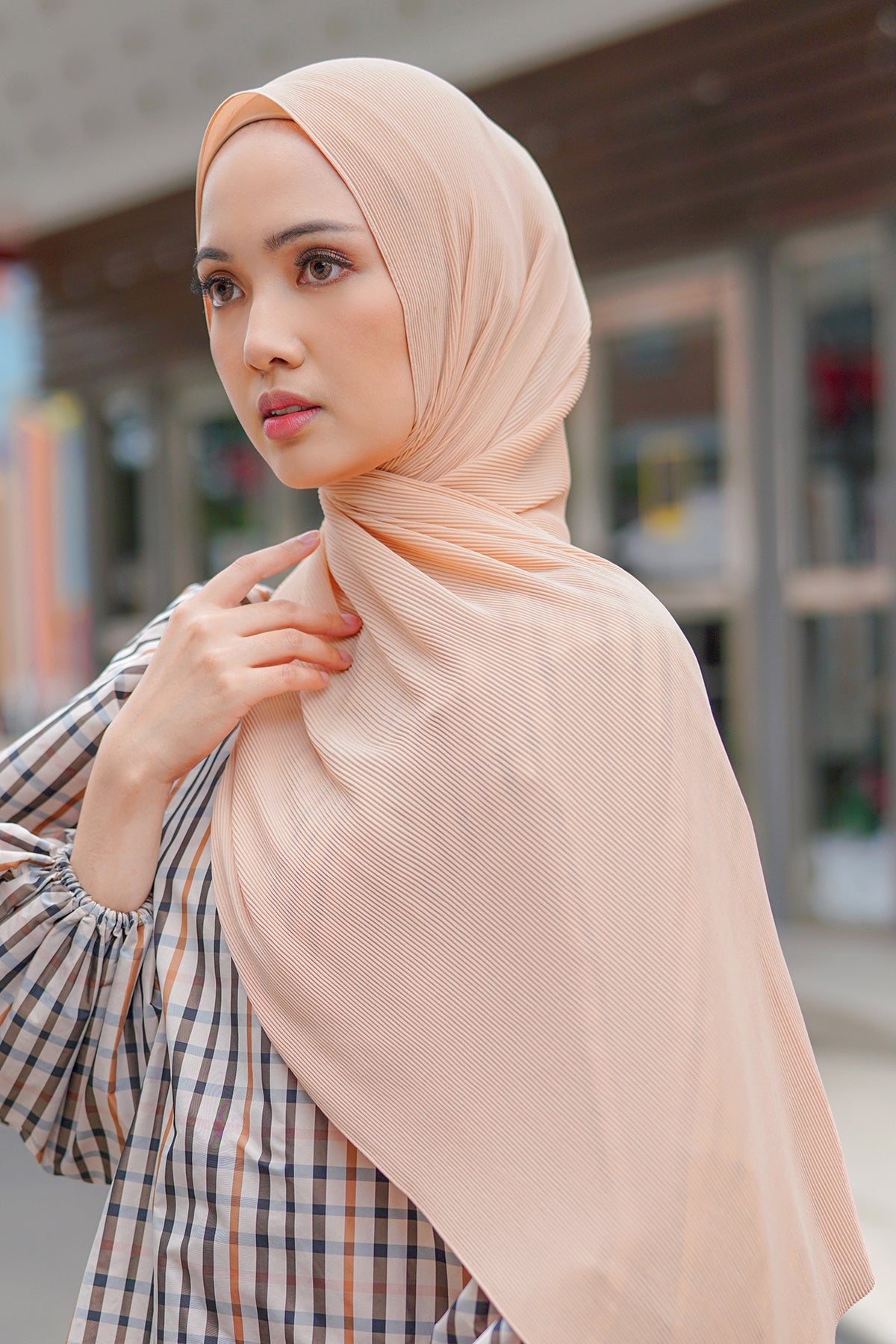 Everyday Pleated Shawl - Amberlight