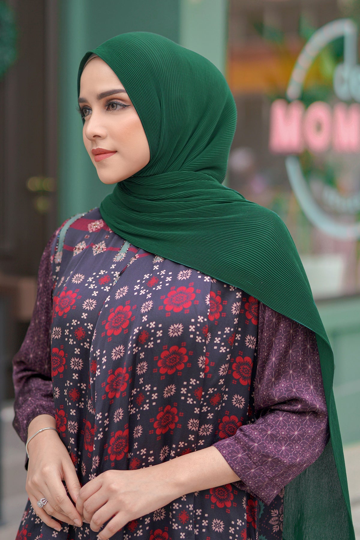 Everyday Pleated Shawl - Evergreen