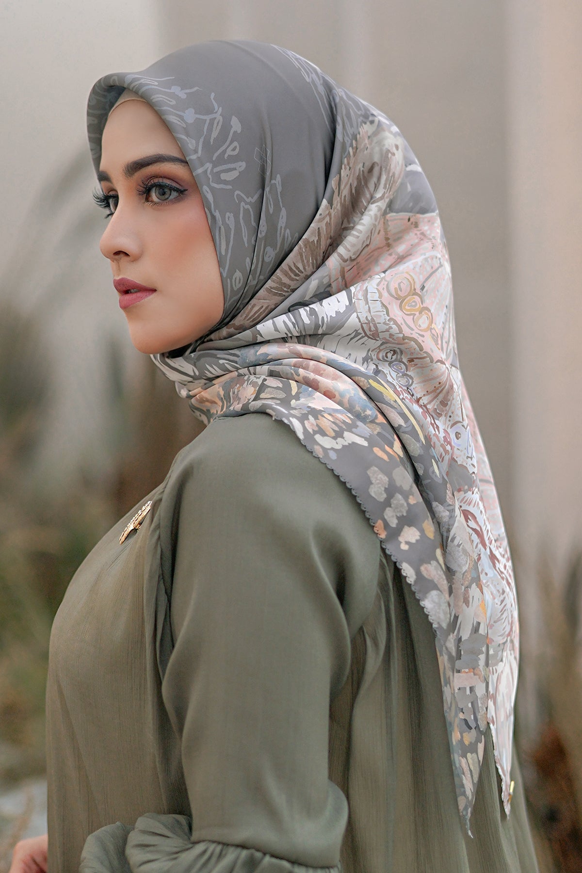 The Farsha Satin Square - Seagrass