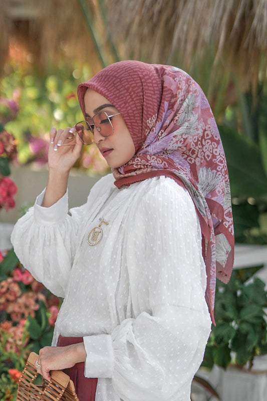 Les Amities Reborn Voal Square XL - Cherry