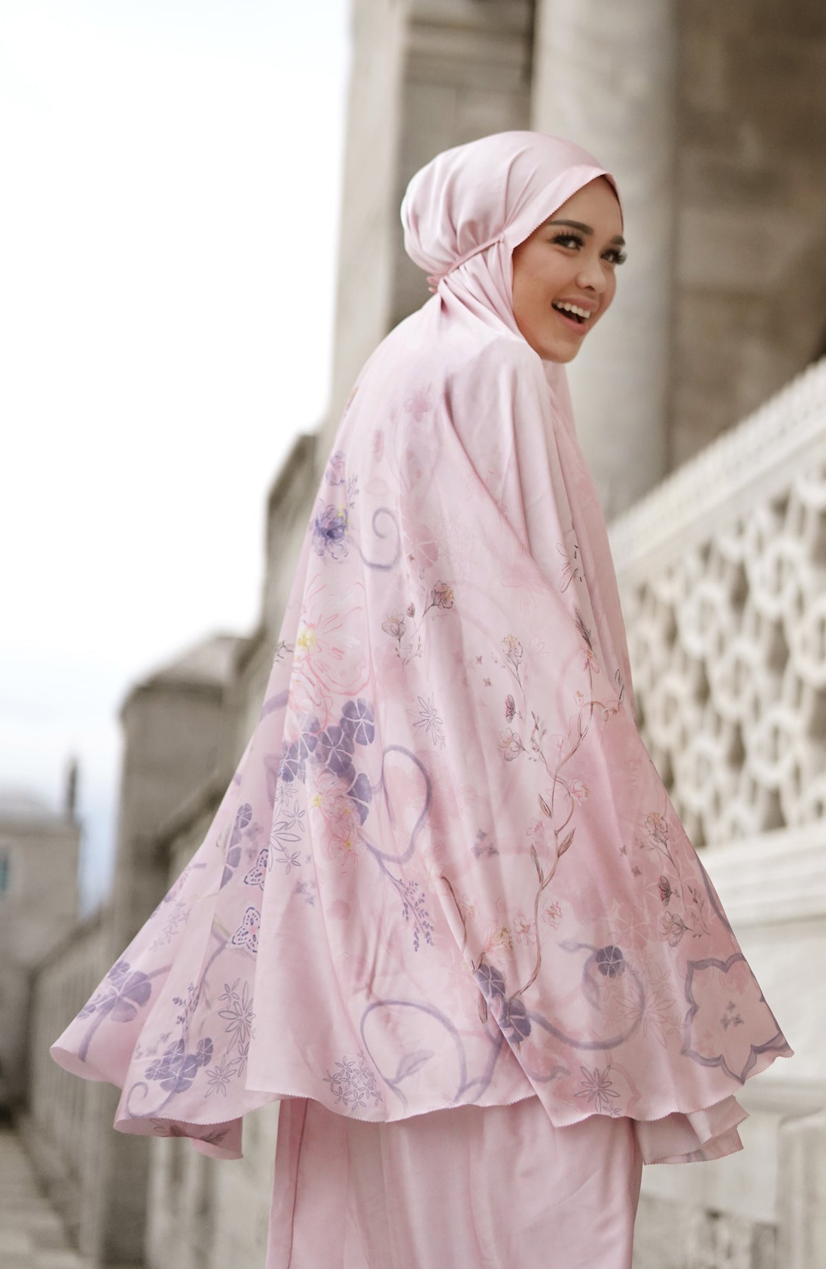 Prayer Robe Sofya in Pinksalt