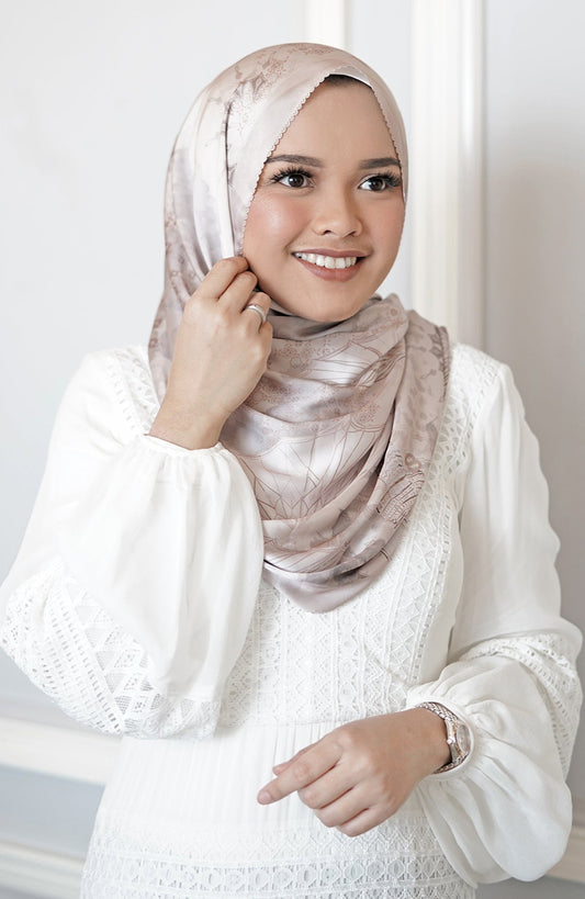 Medina Satin Shawl - Latte