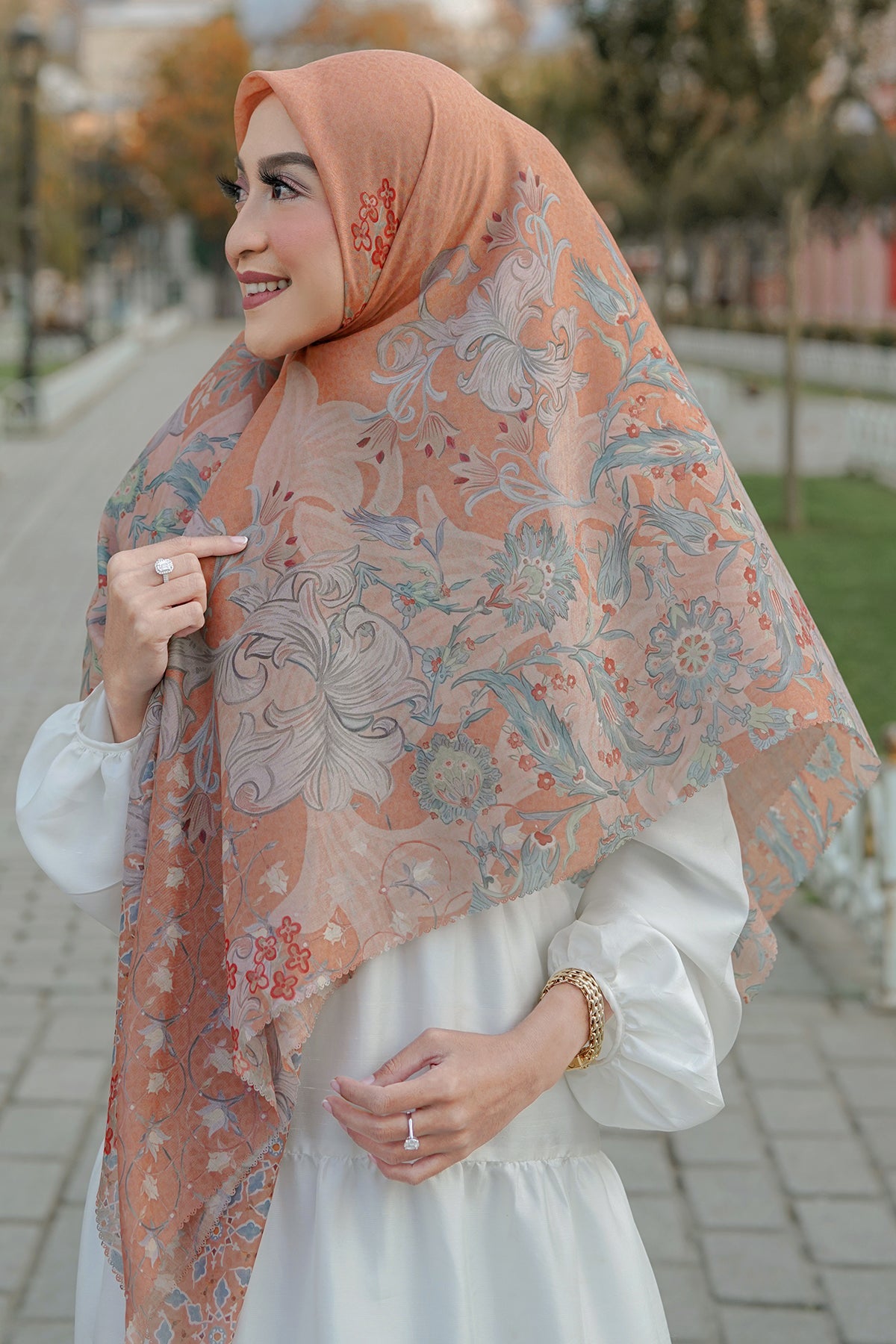 The Topkapi Voal Square XL - Pumpkin