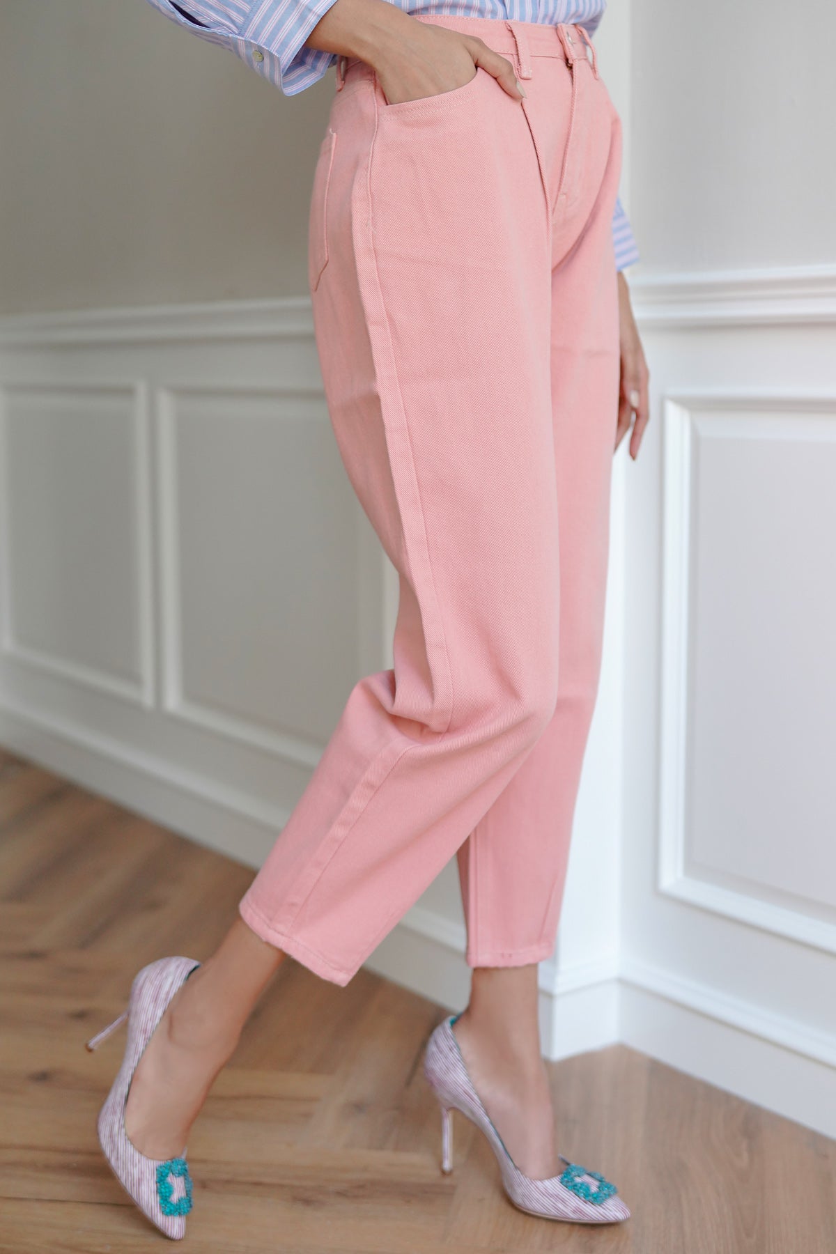 Peach Baggy Jeans