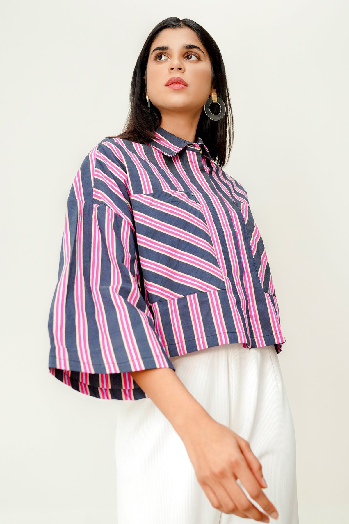 Gaia Crop Shirt - Black