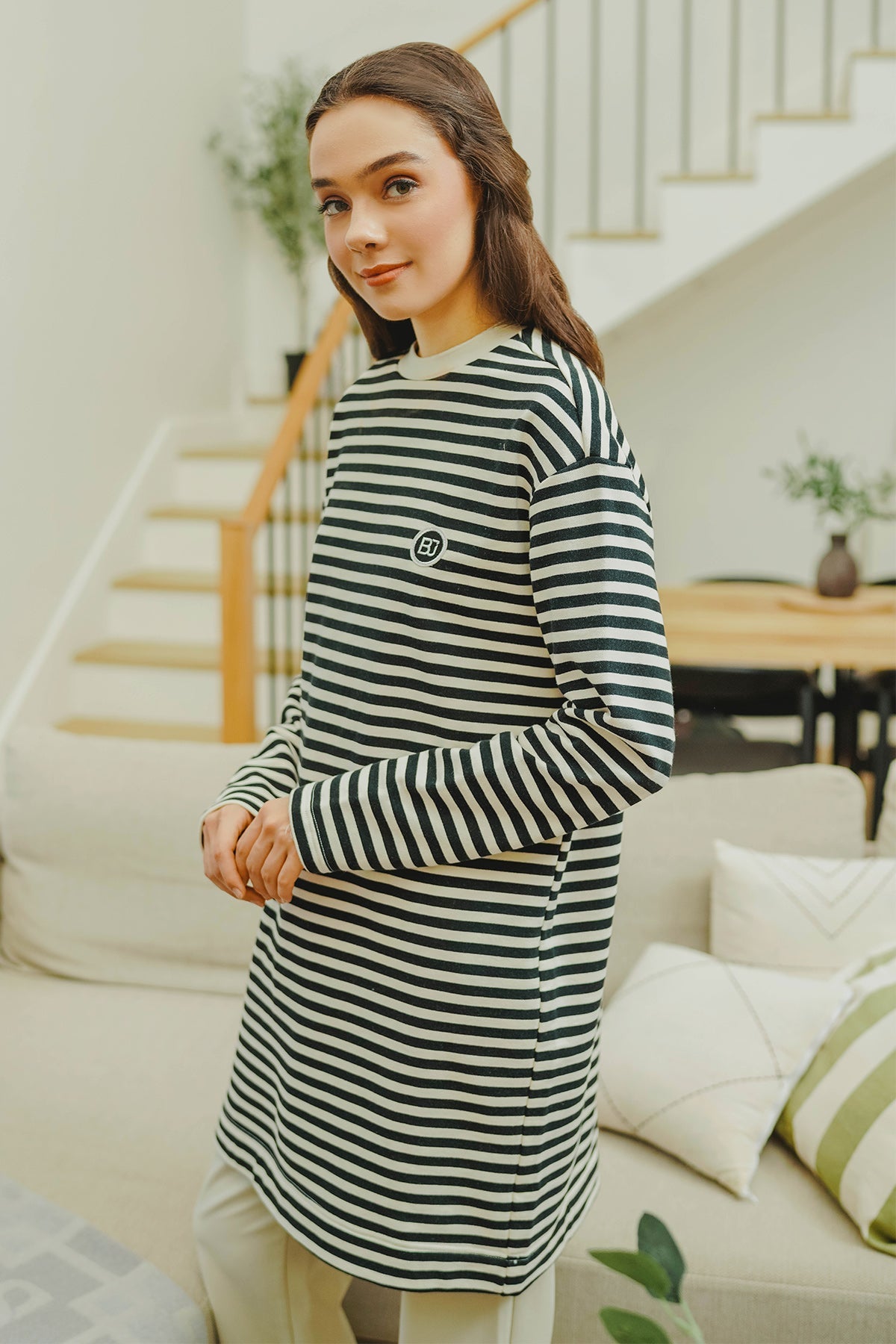 Lani T-Shirt - Black/White