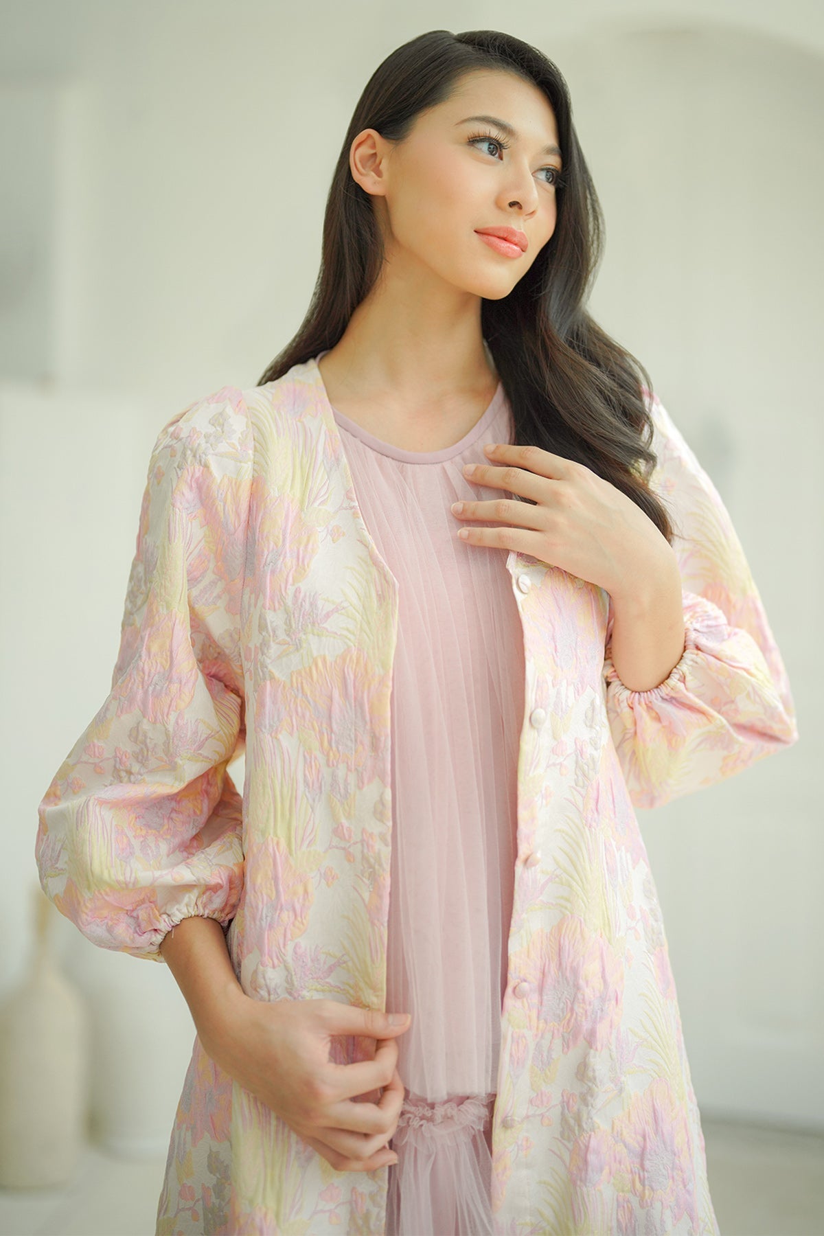 Saira Ruffle Outer - Pink