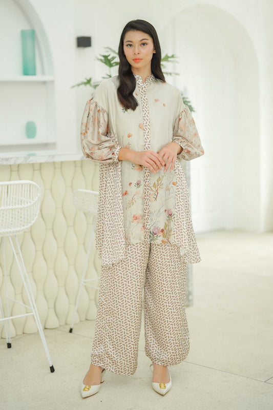 Reina Shirt - Soft Amber